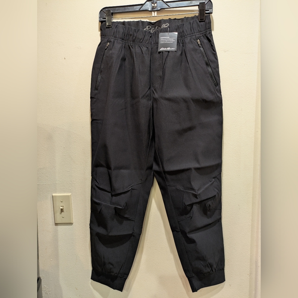 Eddie Bauer Women's Black Cargo Pants Size 8